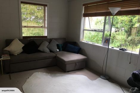 Photo of property in 1/55a West Lynn Road, Titirangi, Auckland, 0604