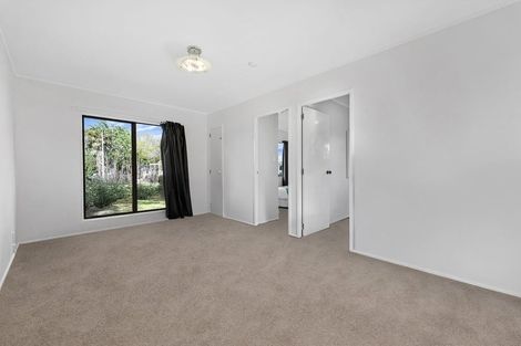 Photo of property in 20 Harbour Crest Drive, Waiuku, 2123