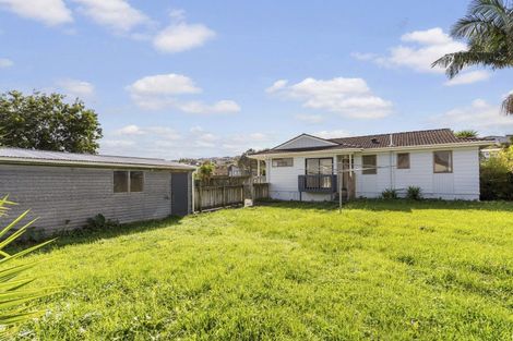 Photo of property in 1 Lansdown Place, Papakura, 2110