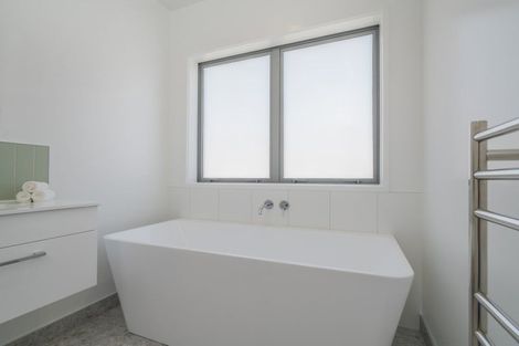 Photo of property in 271 Kupe Drive, Whitianga, 3510