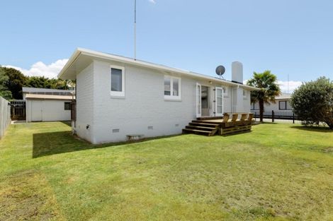 Photo of property in 20 Queen Road, Bellevue, Tauranga, 3110