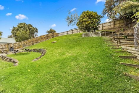 Photo of property in 11 Lanier Place, Glendene, Auckland, 0602