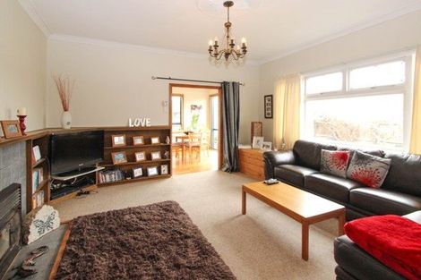 Photo of property in 1400 Woodstock Avenue, Mayfair, Hastings, 4122