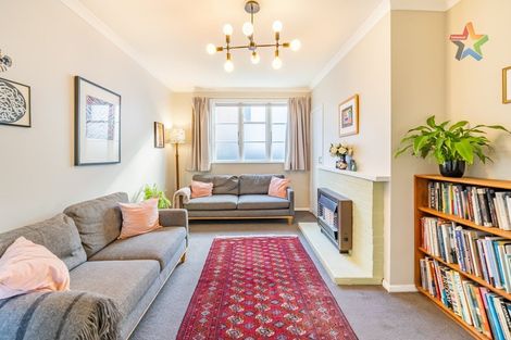 Photo of property in 99 Whites Line East, Waiwhetu, Lower Hutt, 5010