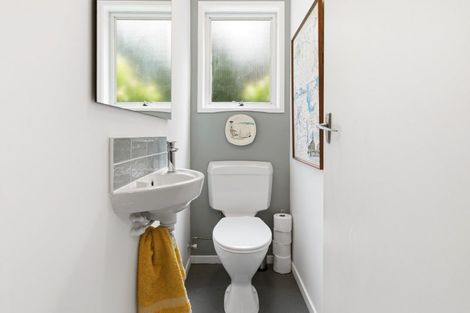 Photo of property in 69a Cashmere Avenue, Khandallah, Wellington, 6035