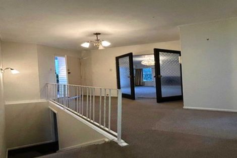 Photo of property in 36 Riverhills Avenue, Pakuranga Heights, Auckland, 2010