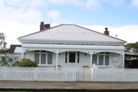 Photo of property in 17 Millar Street, Terrace End, Palmerston North, 4410