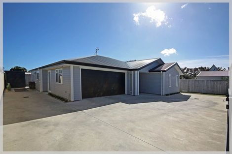 Photo of property in 3a Chrystall Street, Foxton Beach, Foxton, 4815