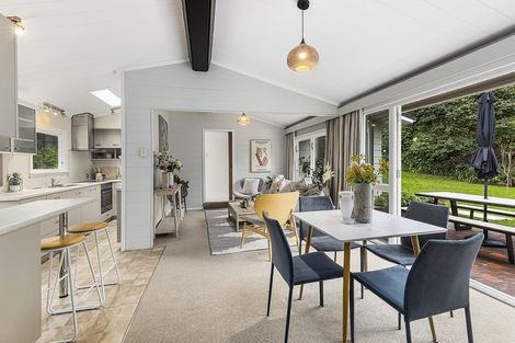 Photo of property in 28a Whanake Street, Titahi Bay, Porirua, 5022