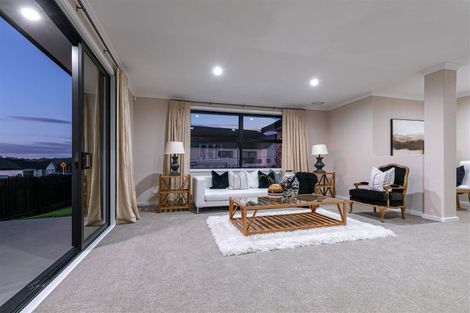 Photo of property in 1 Lordland Road, Wainui, 0932