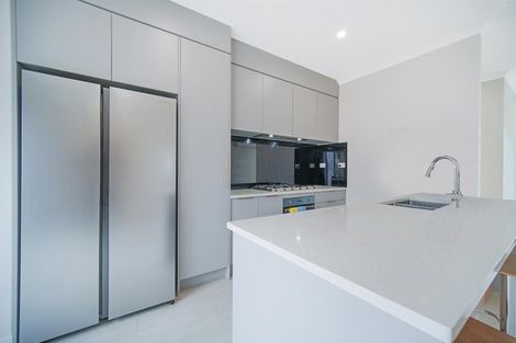 Photo of property in 1 Tuwhare Street, Papakura, 2110