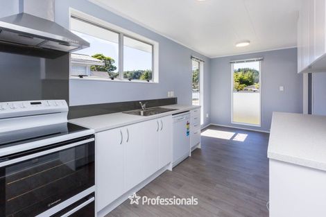 Photo of property in 23 Blueberry Grove, Timberlea, Upper Hutt, 5018