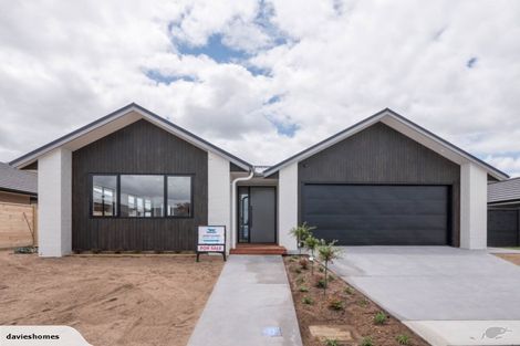 Photo of property in 7 Lewis Way, Cambridge, 3434