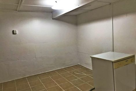 Photo of property in 2/81 Arran Road, Browns Bay, Auckland, 0630