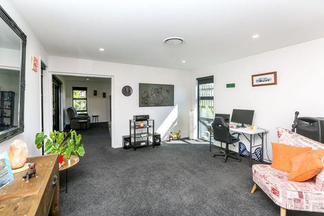 Photo of property in 12 Mackillop Way, Brooklands, New Plymouth, 4310