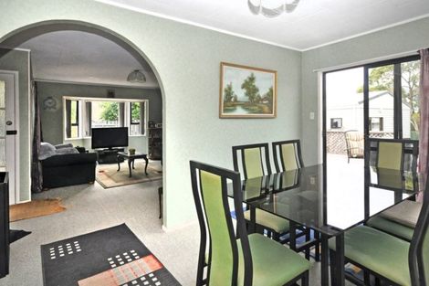 Photo of property in 4 Southview Place, Wattle Downs, Auckland, 2102