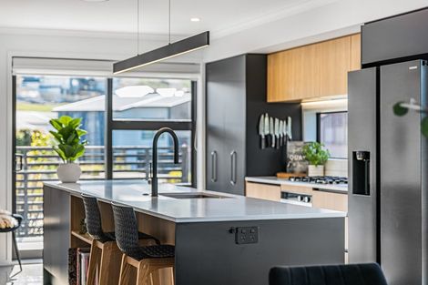 Photo of property in 2 Poroporo Lane, Wainui, Silverdale, 0992