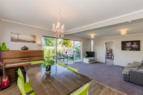 Photo of property in 15 Bahama Crescent, Paraparaumu Beach, Paraparaumu, 5032