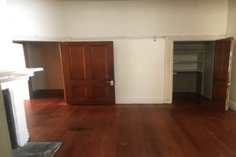 Photo of property in 4 Myrtle Crescent, Mount Cook, Wellington, 6021