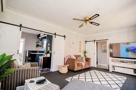 Photo of property in 10 Bush Street, Paeroa, 3600