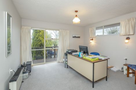 Photo of property in 28 Westmont Street, Ilam, Christchurch, 8041