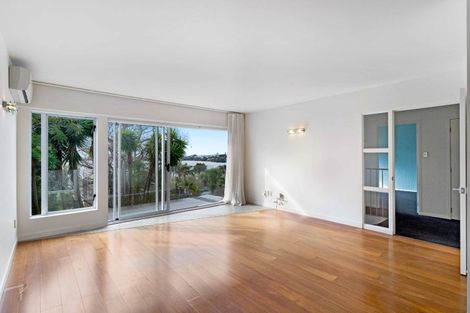 Photo of property in 2/14 Rangitira Avenue, Takapuna, Auckland, 0622