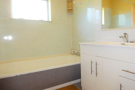 Photo of property in 36 Pratt Avenue, Foxton Beach, Foxton, 4815