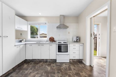 Photo of property in 22 Mappleton Avenue, Burnside, Christchurch, 8053