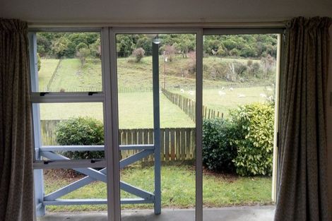 Photo of property in 22 Indiana Grove, Totara Park, Upper Hutt, 5018