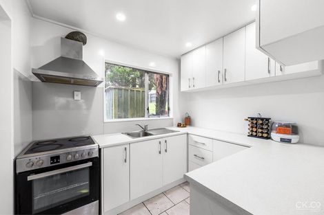 Photo of property in 2/264 Grounsell Crescent, Belmont, Lower Hutt, 5010