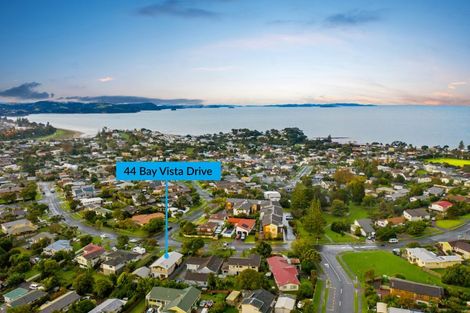 Photo of property in 44 Bay Vista Drive, Red Beach, 0932