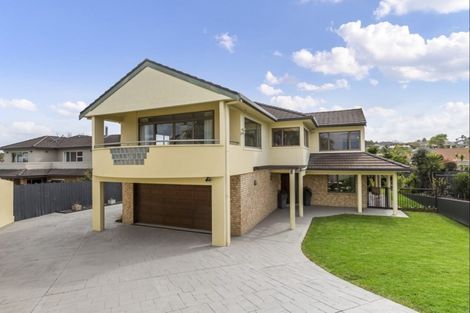 Photo of property in 13 Kahala Place, West Harbour, Auckland, 0618