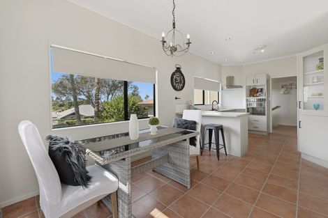 Photo of property in 43 Highgrove Place, Bethlehem, Tauranga, 3110