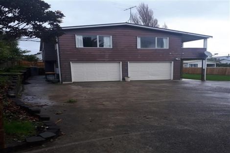 Photo of property in 4a St James Avenue, Helensville, 0800