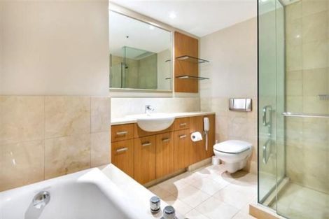 Photo of property in The Metropolis Apartments, 810/1 Courthouse Lane, Auckland Central, Auckland, 1010