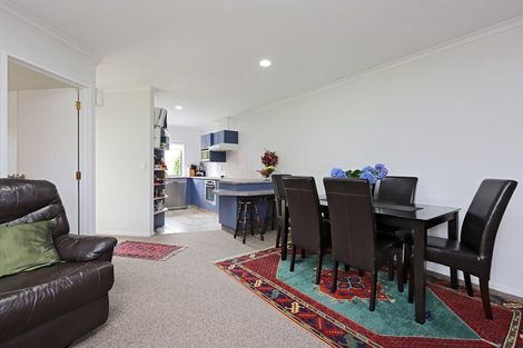 Photo of property in 11 Alderney Close, Taradale, Napier, 4112