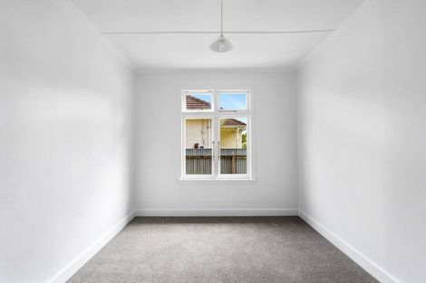 Photo of property in 142 Carlyle Street, Napier South, Napier, 4110
