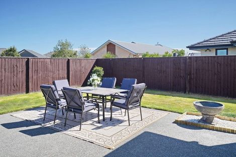 Photo of property in 19 Brockelbank Drive, Kaiapoi, 7630