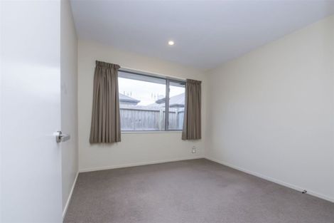 Photo of property in 8a Somerville Crescent, Aidanfield, Christchurch, 8025