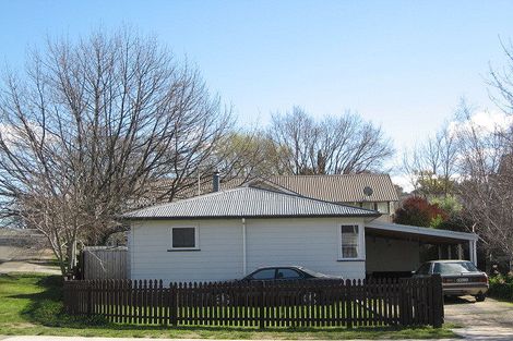 Photo of property in 82 Porangahau Road, Waipukurau, 4200