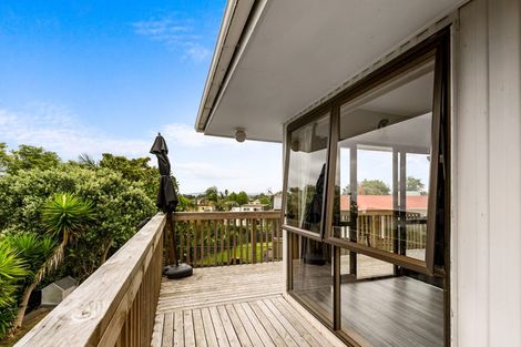 Photo of property in 15 Montague Place, Onerahi, Whangarei, 0110