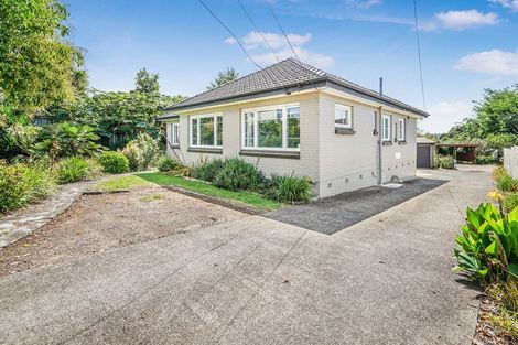 Photo of property in 233 Cambridge Road, Hillcrest, Hamilton, 3216