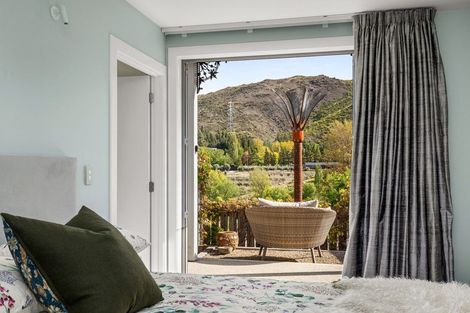 Photo of property in 21 Sunderland Street, Clyde, 9330