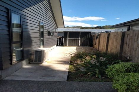 Photo of property in 9a Fitzherbert Road, Wainuiomata, Lower Hutt, 5014