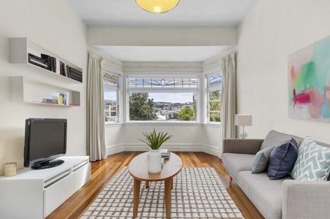 Photo of property in 35 Brougham Street, Mount Victoria, Wellington, 6011