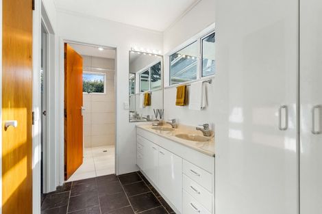 Photo of property in 27 Claxton Avenue, Pauanui, Hikuai, 3579