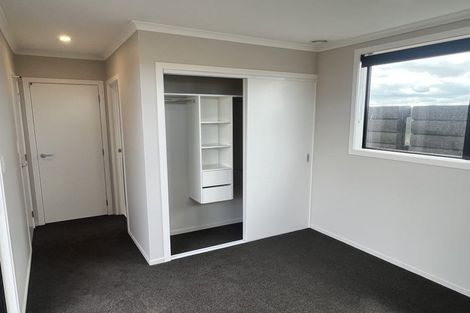 Photo of property in 14 Waruhia Crescent, Rototuna North, 3281