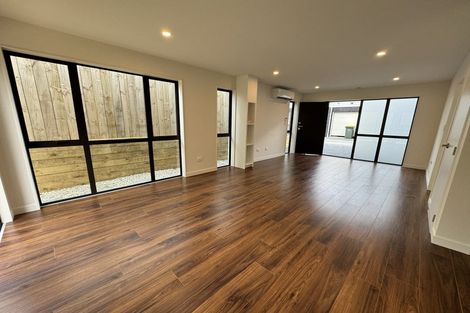 Photo of property in 1d Westall Road, New Lynn, Auckland, 0600