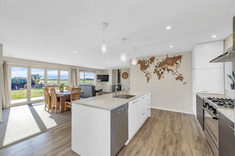 Photo of property in 9 Dundee Close, Darfield, 7510