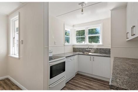Photo of property in 34 Roche Avenue, Upper Riccarton, Christchurch, 8041